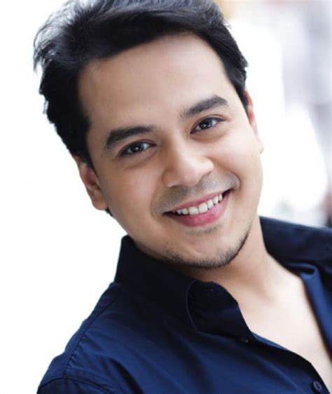 John Lloyd Cruz .